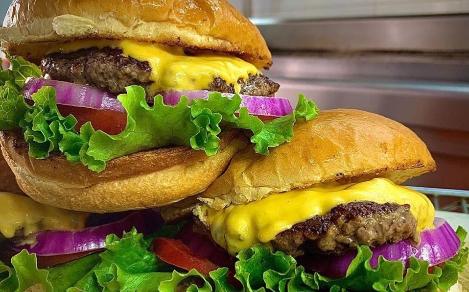 En el corazón de Santa Tere se encuentra Chue’s Lonches & Burgers (Cortesía)