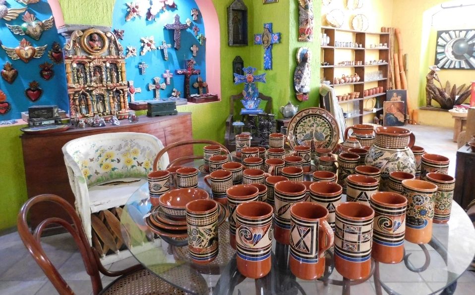 Visita Mexicania Galería de Arte Popular (AR)